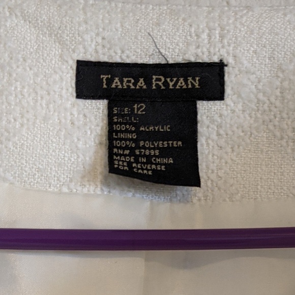Tara Ryan | White Blazer | Size 12 - Picture 3 of 5